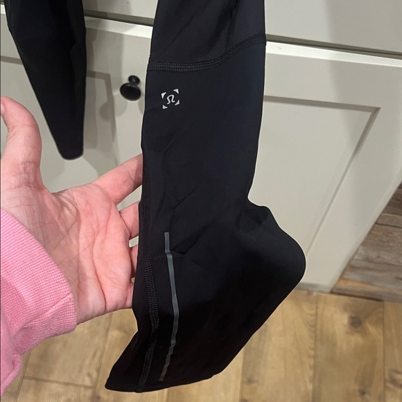 Lululemon Men's Black leggings size M - Picture 6 of 7